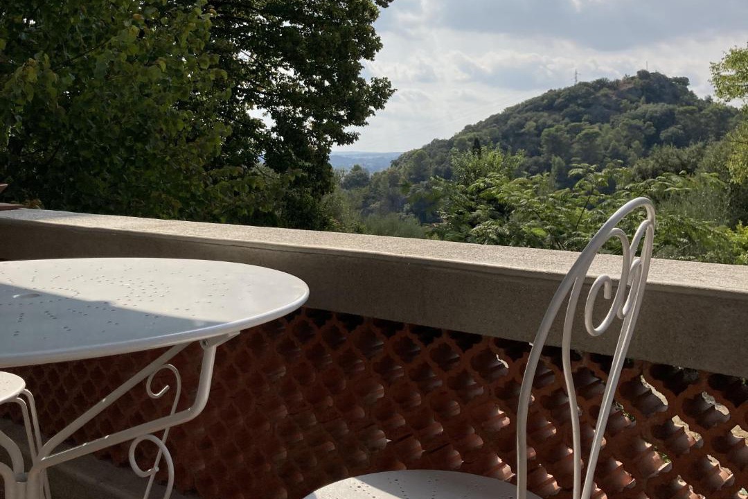 Photo of Others in Ales