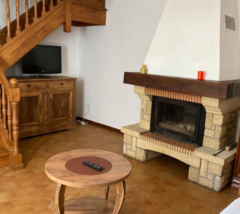 Photo of Others in Ales