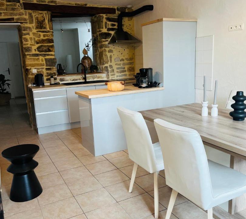 Photo of Others in Frontenay