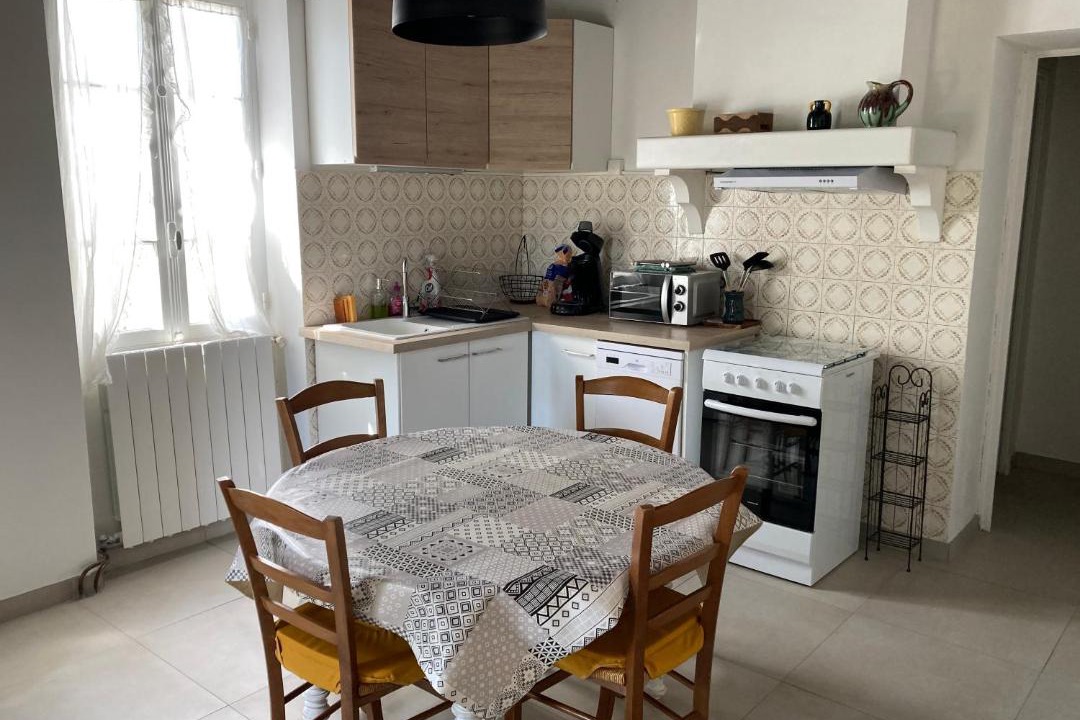 Photo of Others in Ales