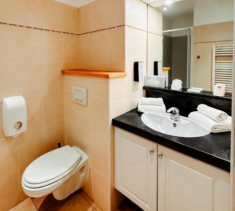 Photo of Bathroom in Honfleur