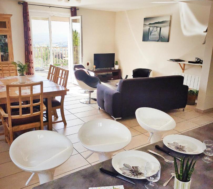 Photo of Others in Neulise