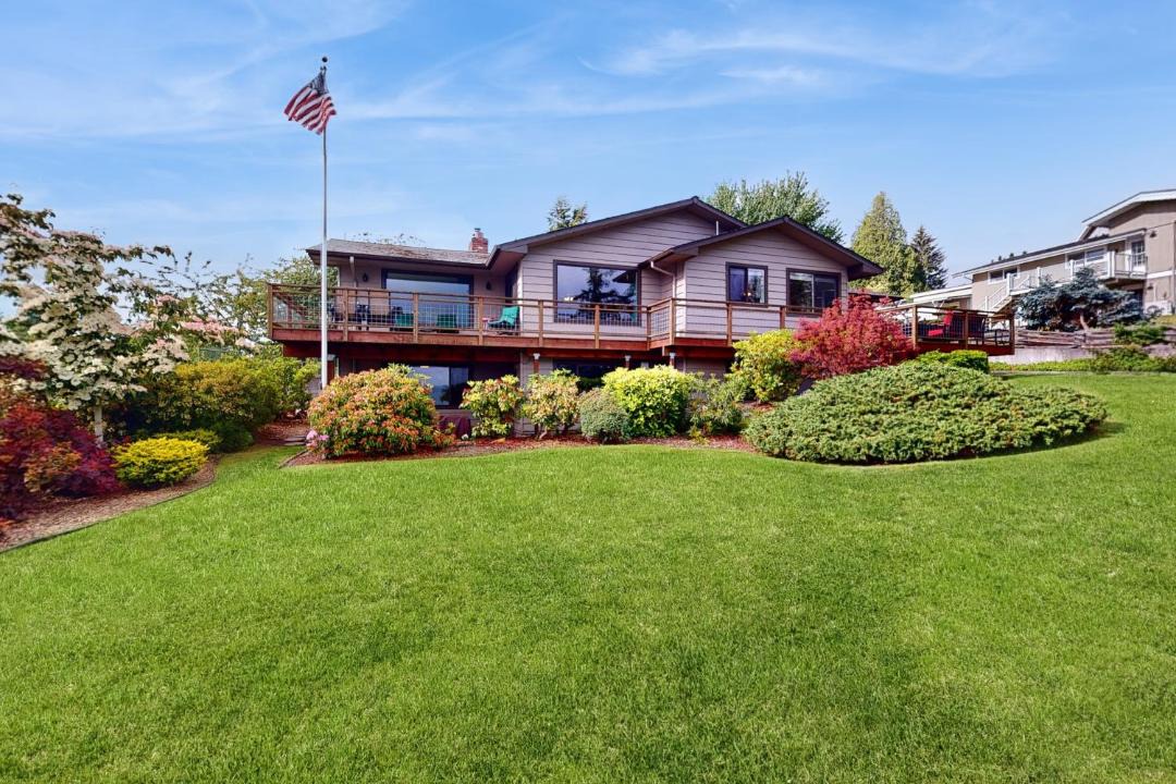 Photo of Others in Freeland