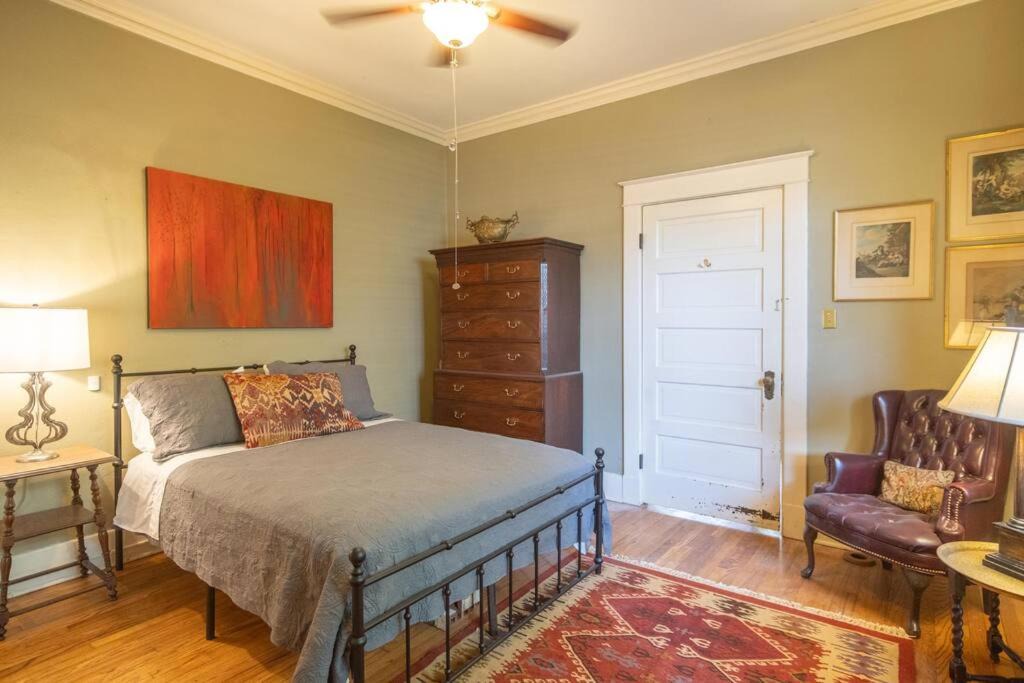 Photo of Others in Central Gardens