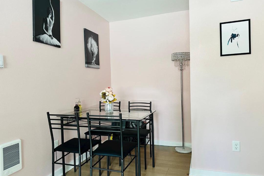 Photo of Others in Southeast Salem