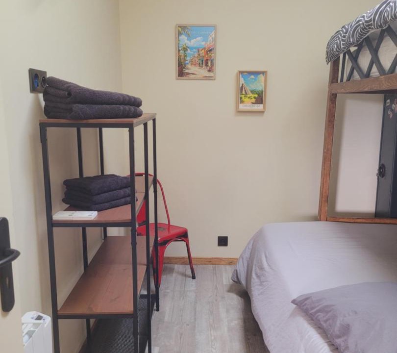 Photo of Bedroom in Carquefou