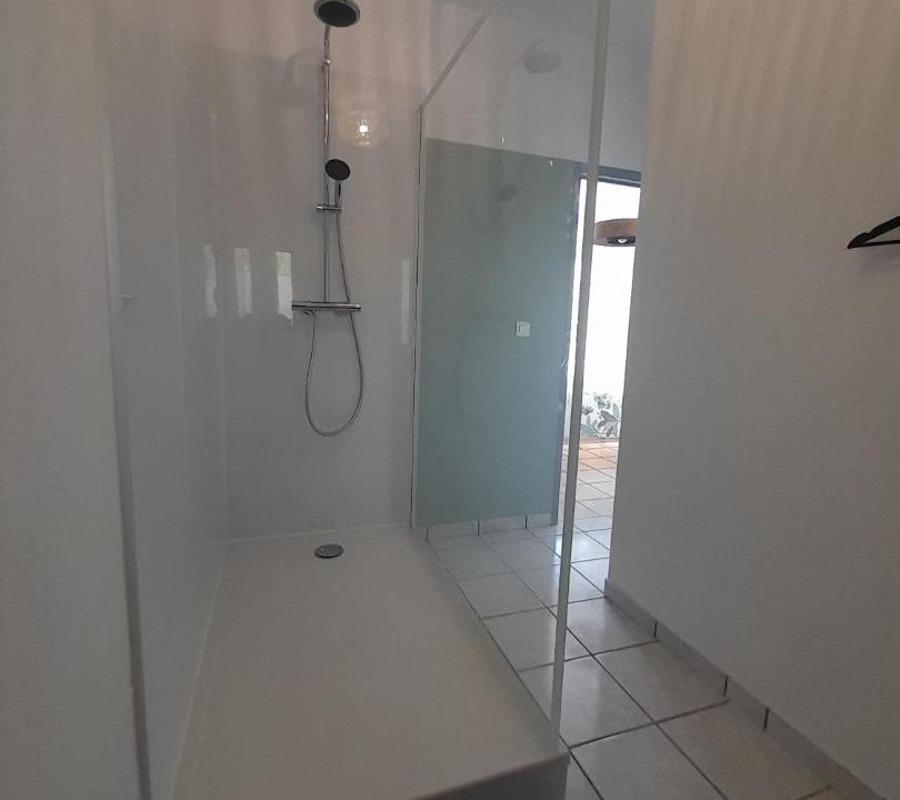 Photo of Others in Olby