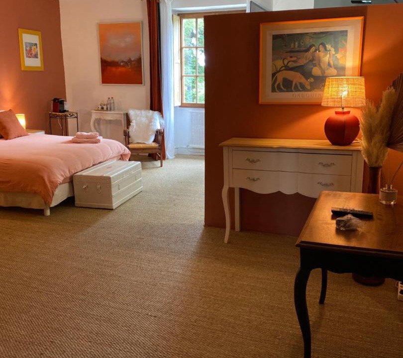 Photo of Others in Cerons