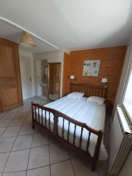 Photo of Others in Les Isles-Bardel