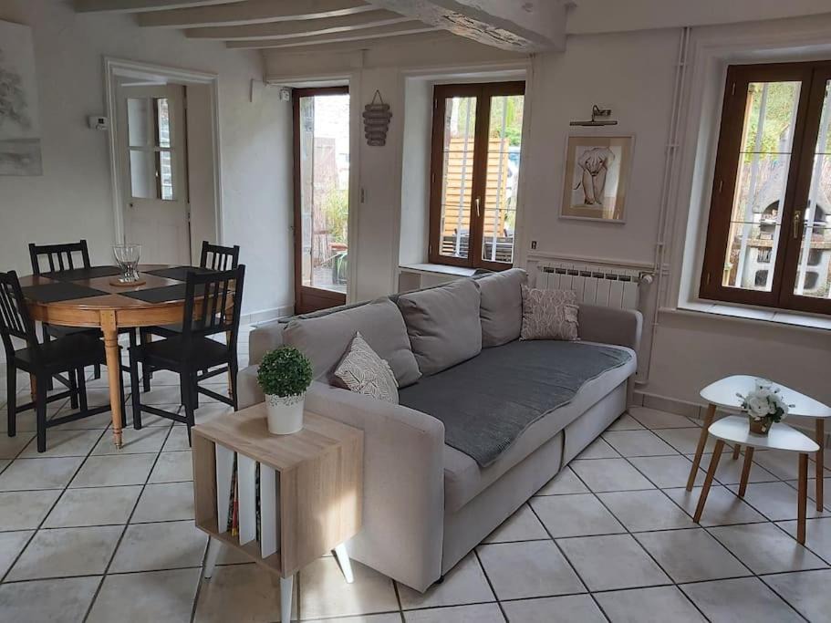 Photo of Others in Les Isles-Bardel