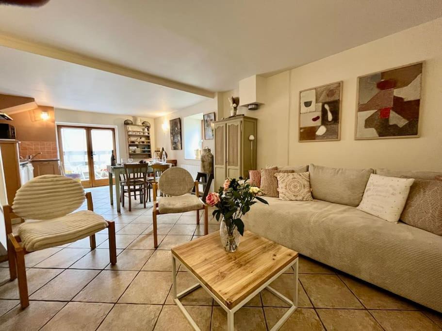 Photo of Others in Lancie