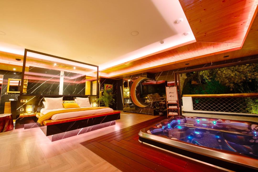 Photo of Others in Pignan