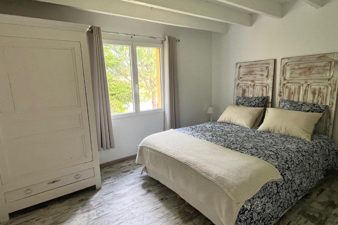 Photo of Others in Urgosse