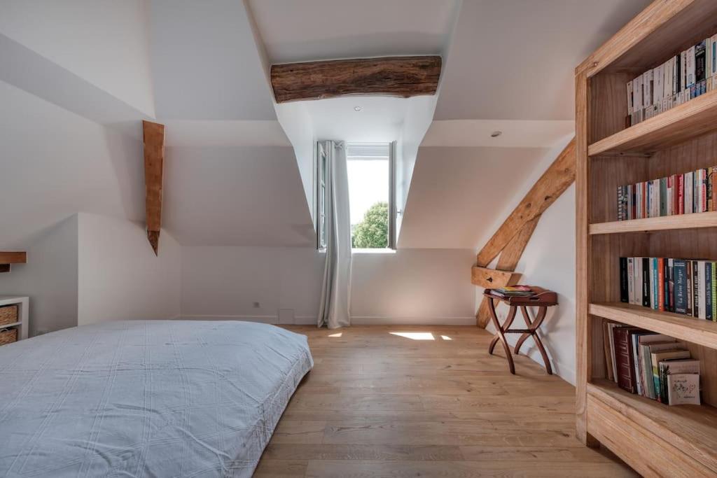 Photo of Others in Notre-Dame