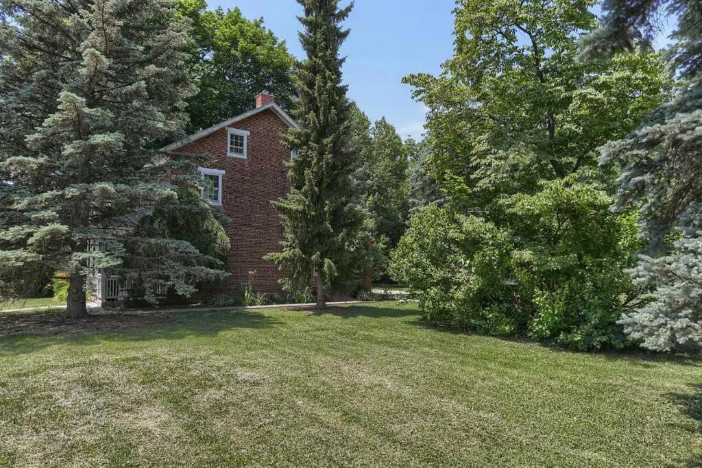 Photo of Others in Rexmont