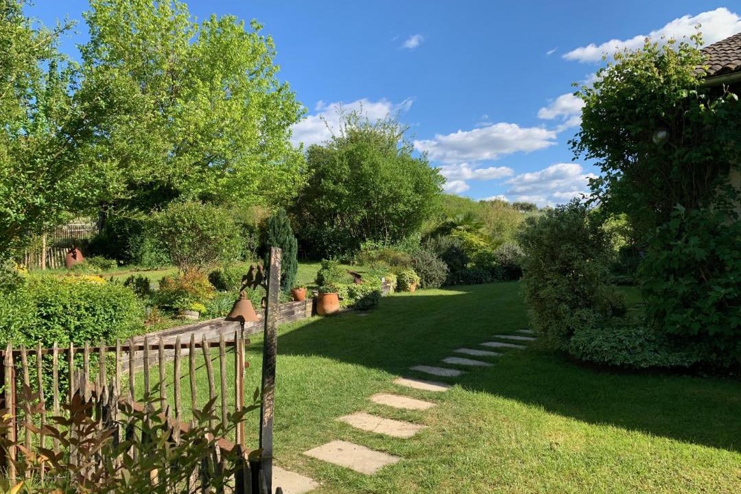 Photo of Others in Aillas