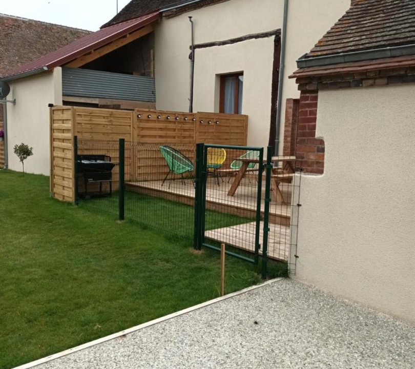 Photo of Others in Saint-Hilaire-sur-Yerre