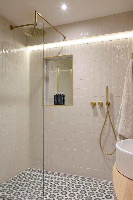 Photo of Others in Totnes