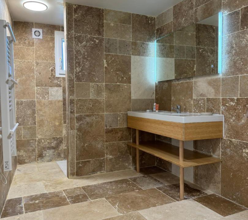 Photo of Bathroom in Cadaujac