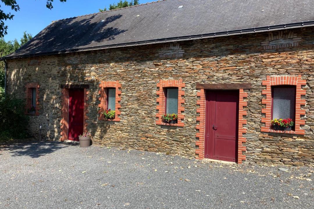 Photo of Others in Cande