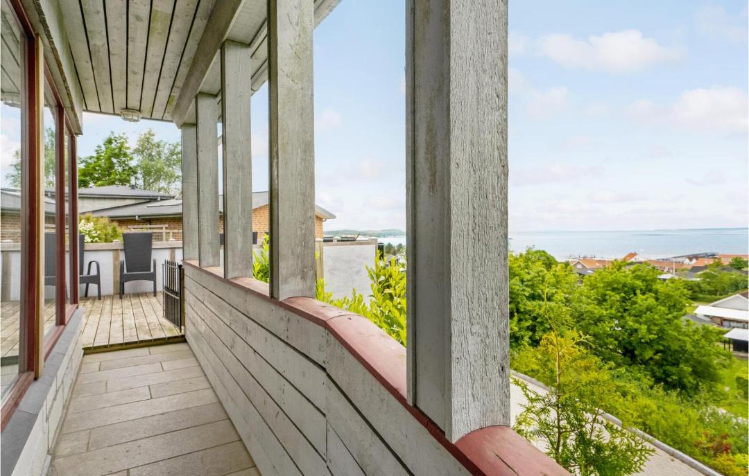 Photo of Others in Hvalpsund