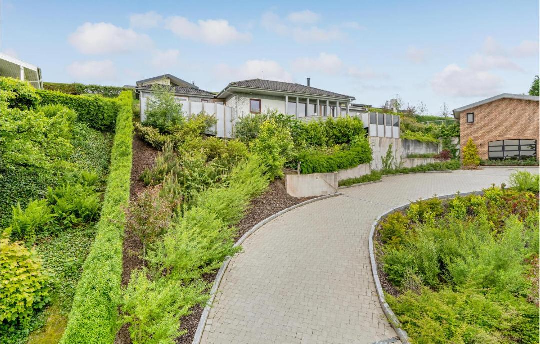 Photo of Others in Hvalpsund