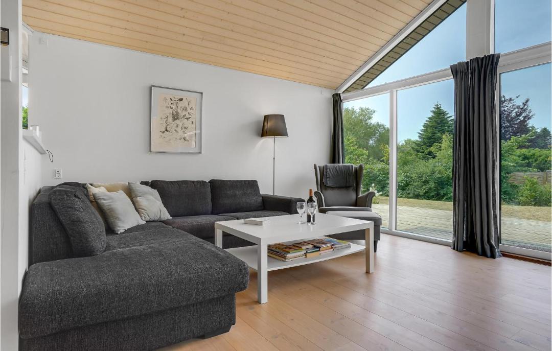 Photo of Others in Kulhuse