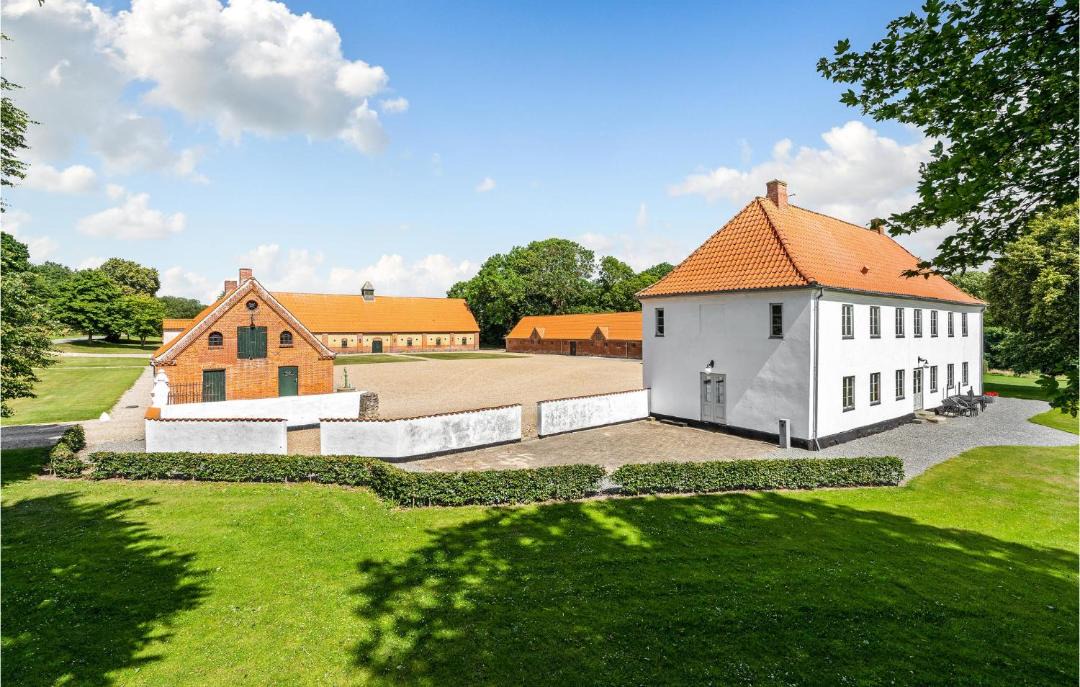 Photo of Others in Hojslev