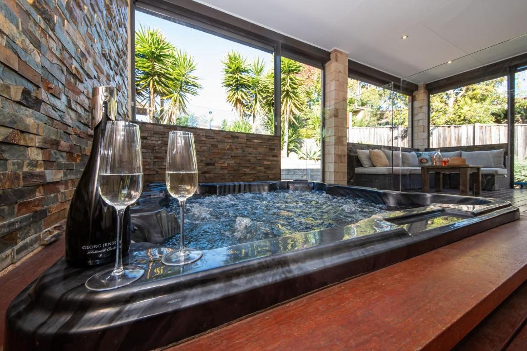 Photo of Others in Rosebud