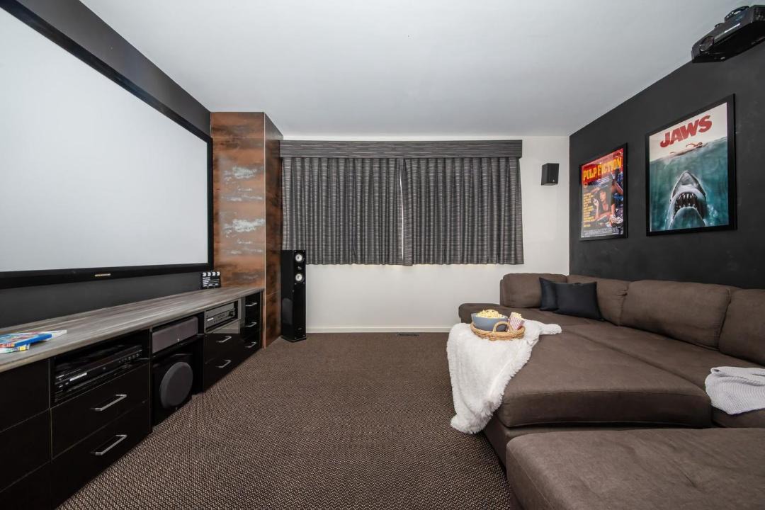 Photo of Others in Rosebud