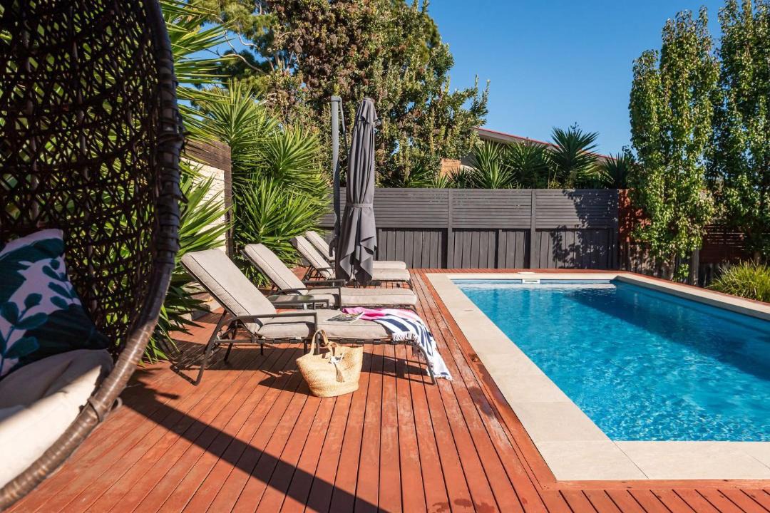 Photo of Others in Rosebud