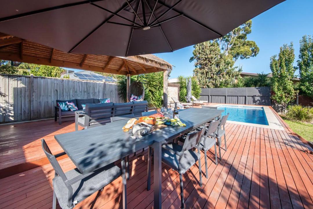 Photo of Others in Rosebud