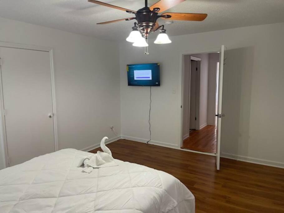 Photo of Bedroom in Forest Hills