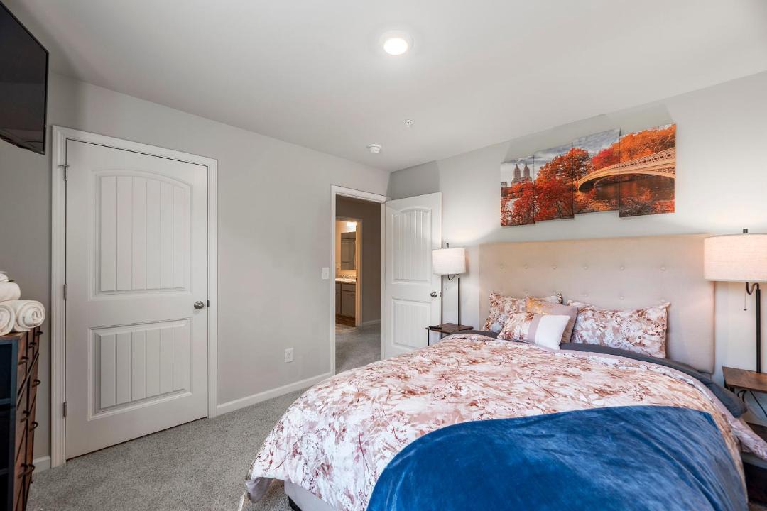 Photo of Bedroom in Cliftondale