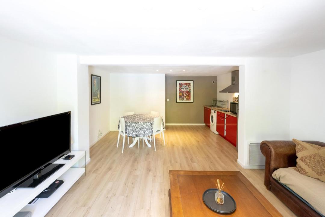 Photo of Others in Urcuit