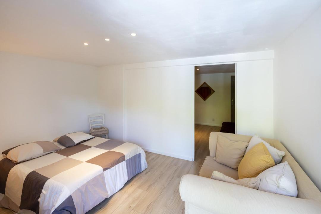 Photo of Others in Urcuit