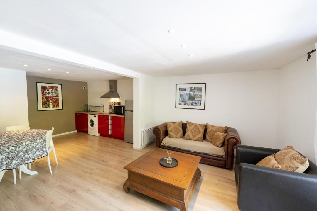 Photo of Others in Urcuit