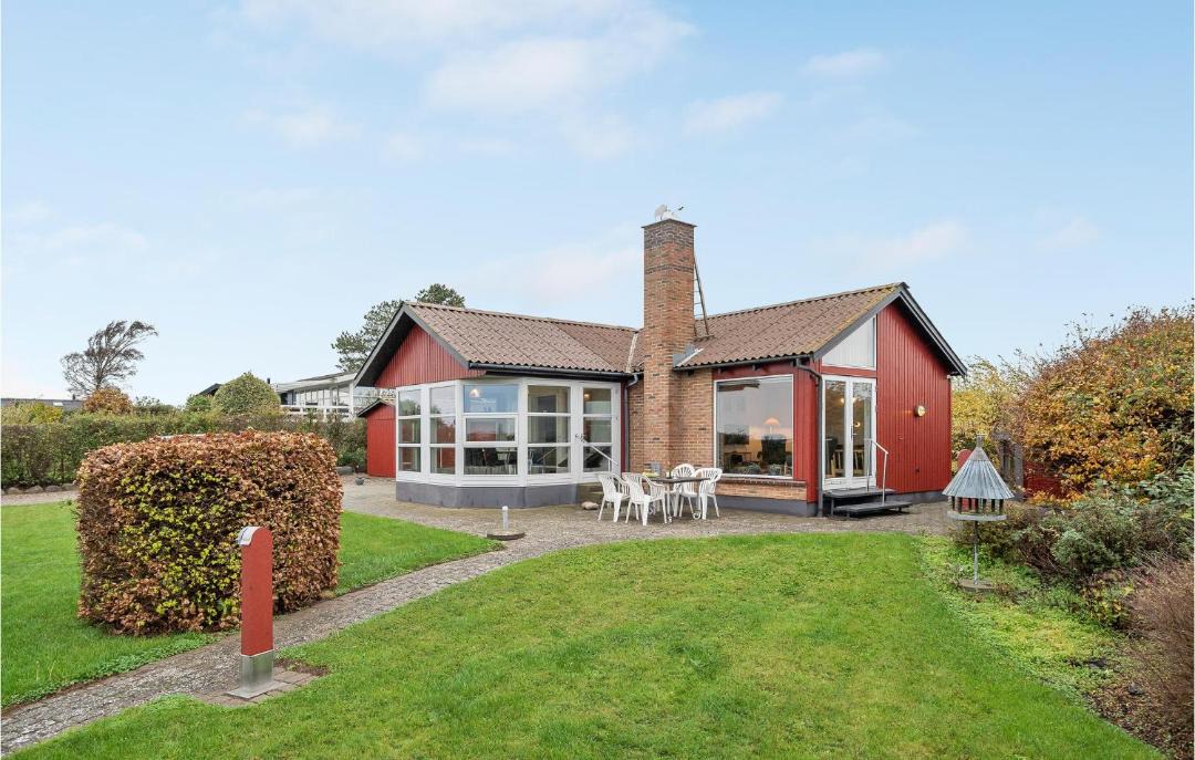 Photo of Others in Frolunde