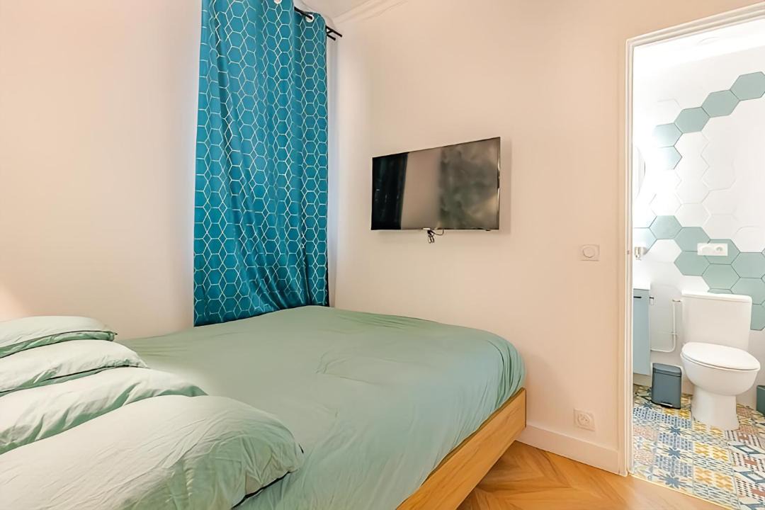 Photo of Others in Neuilly-sur-Seine