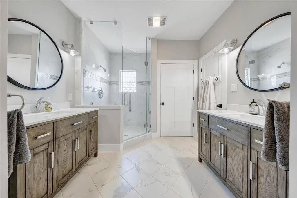 Photo of Bathroom in Moneta
