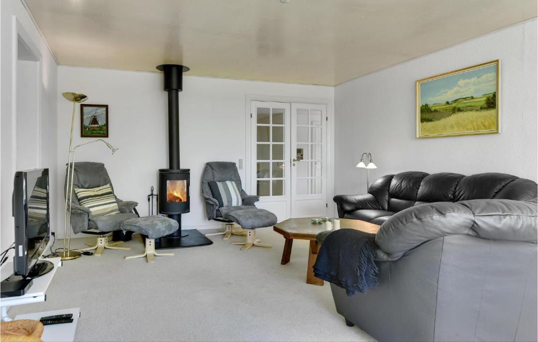 Photo of Others in Branderup J