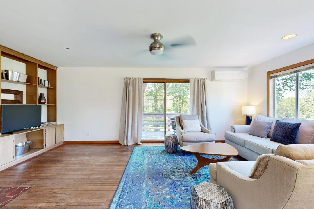 Photo of Others in Cushing