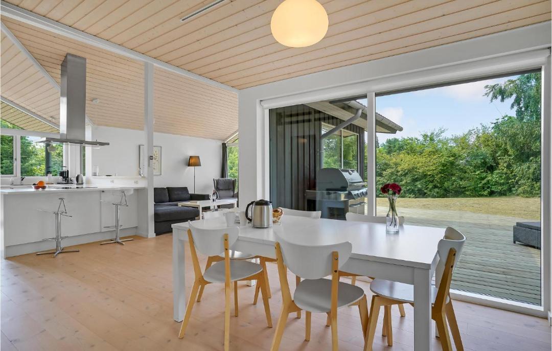 Photo of Others in Kulhuse