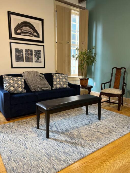 Photo of Livingroom in Central Business District