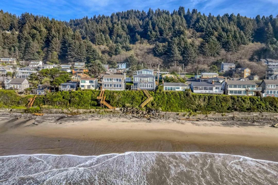 Photo of Others in Roads End