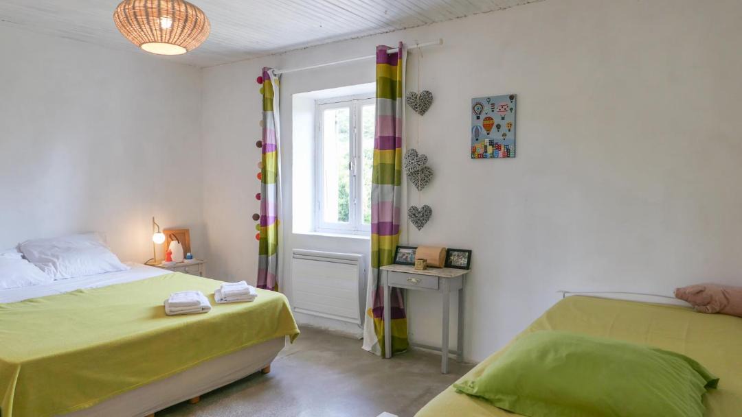 Photo of Bedroom in La Garde-Adhemar