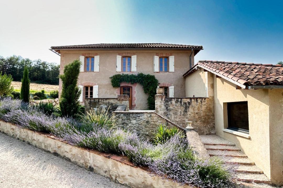 Photo of Others in Castelnau-Barbarens