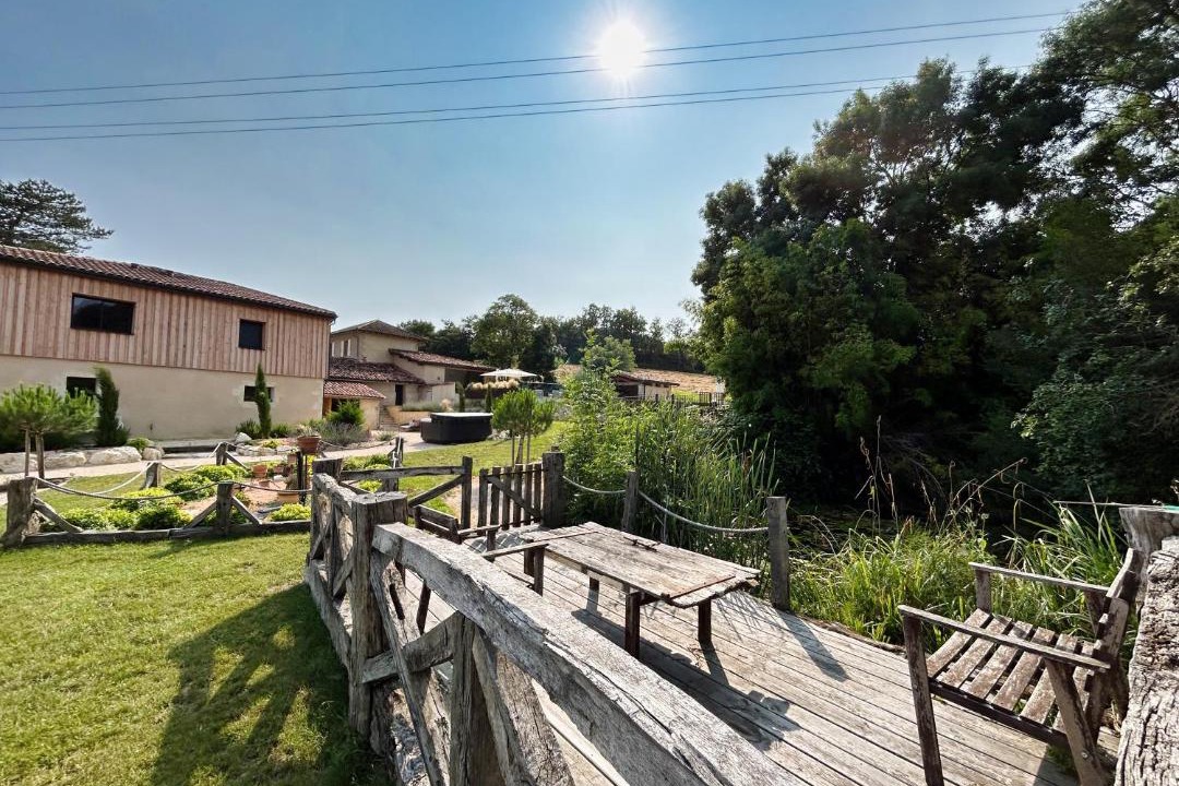 Photo of Others in Castelnau-Barbarens