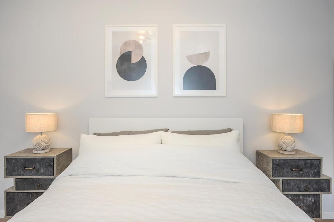 Photo of Bedroom in Alibon