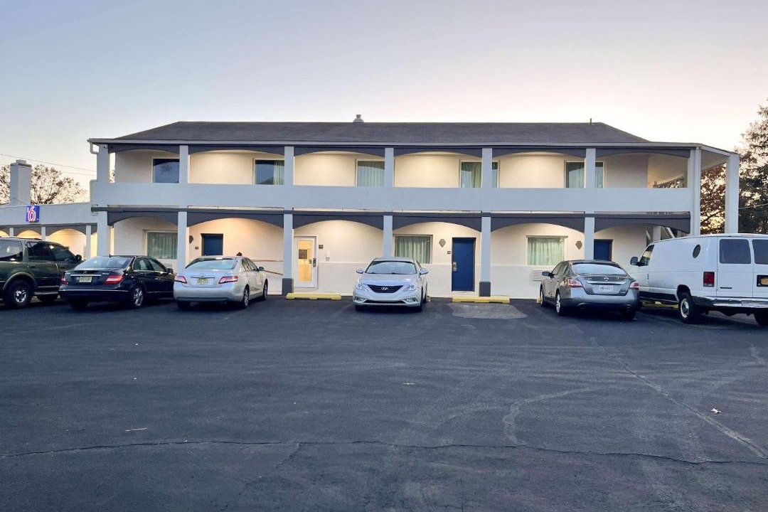 Photo of Buildings in Grenloch